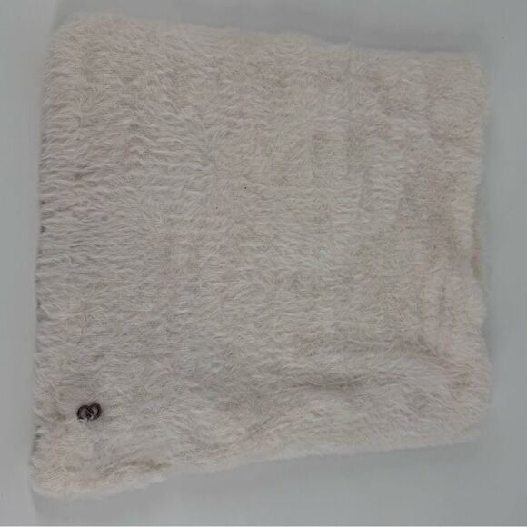 Calia by Carrie Underwood Fuzzy Knit Infinity Scarf in Cream | One Size - Picture 3 of 5